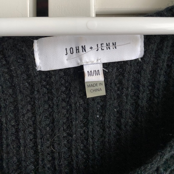 John + Jenn Cherie V-Neck Sweater Lace Up Sides Medium Black Knit Sweater - Picture 5 of 8
